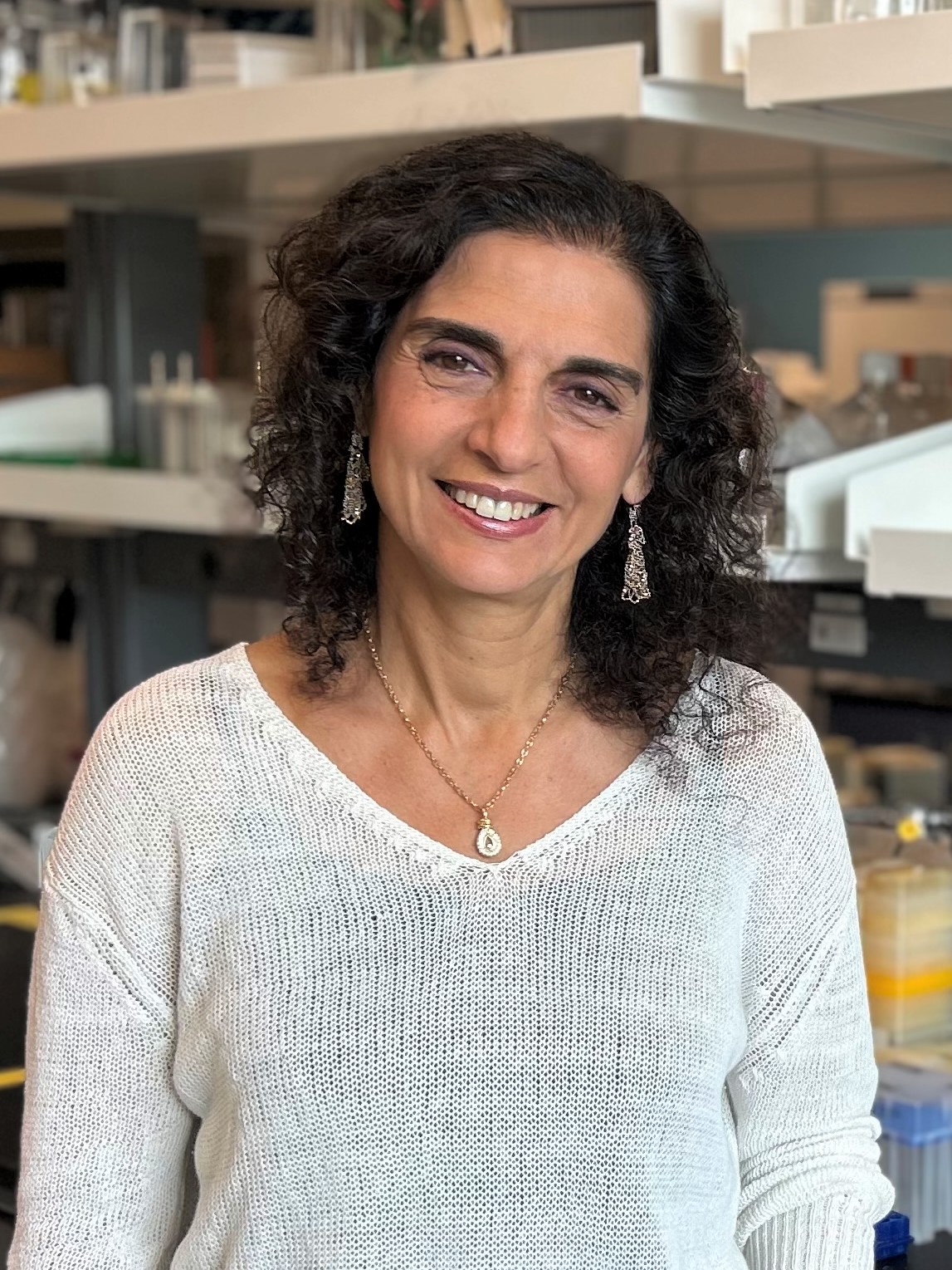 Nada Jabado honorée pour ses réalisations exceptionnelles en recherche sur le cancer  